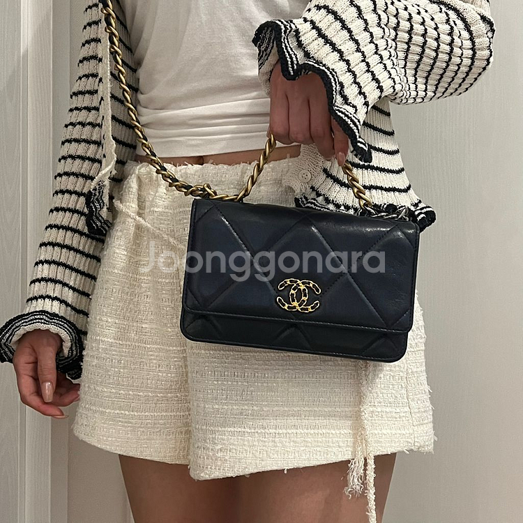 정품 샤넬 woc 19 체인백 AP0957--0