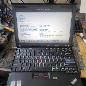 옛날노트북<312>Lenovo ThinkPad x200
