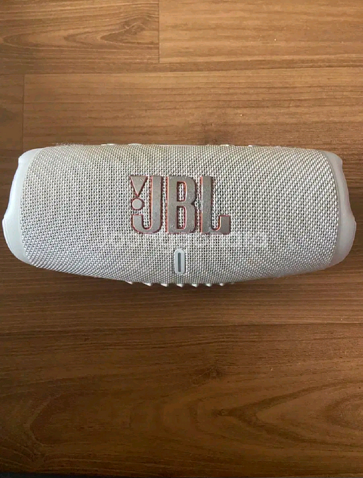 jbl charge 5--0