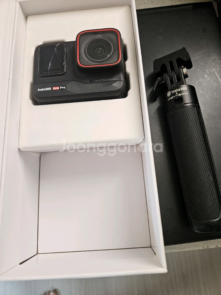 인스타 360 에이스 프로 팝니다--5