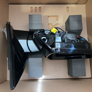 BMW X3 , iX3 우측 사이드미러 판매합니다