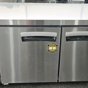 라셀르 간냉식1500 테이블 냉동고(스크레치 새상품)