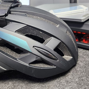 자전거 헬멧 (mtb 삼천리 AH510R 동양인 핏)