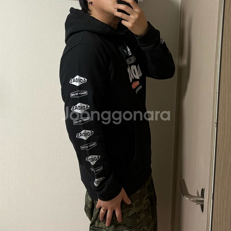 정품 아디다스 블랙 프린팅 후드티--1