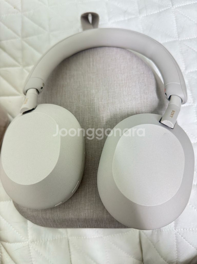 소니 WH-1000XM5 마크5 팝니다--7