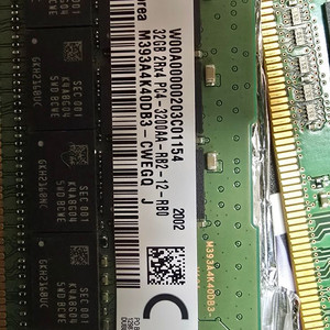 삼성DDR4 PC4_25600ECC/REG32G 2개