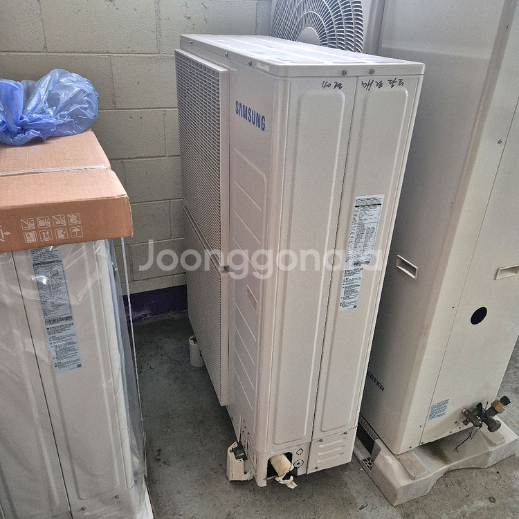 중고에어컨삼성23년식40평인버터냉난방겸용 매립닥트천장형--2