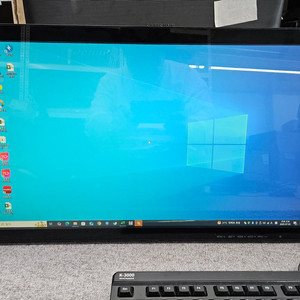 LG 23인치 터치스크린 23ET63 팝니다