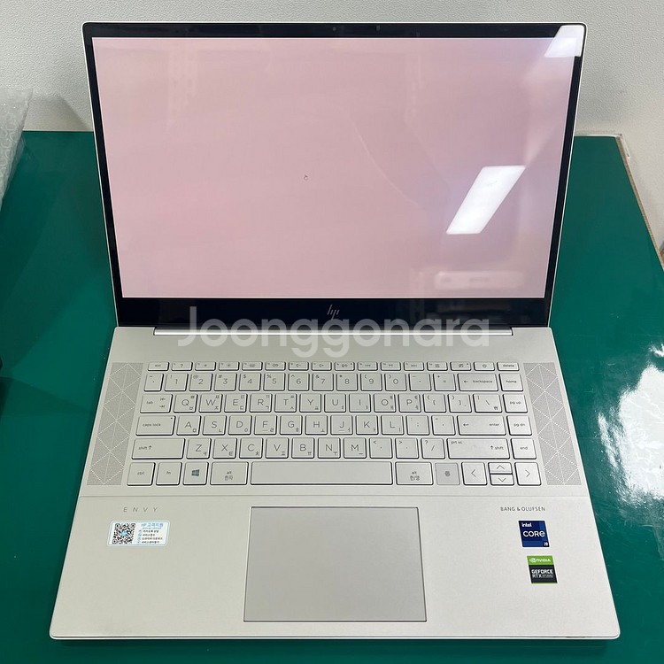 HP ENVY Laptop15 i9-11 64/1TB--3