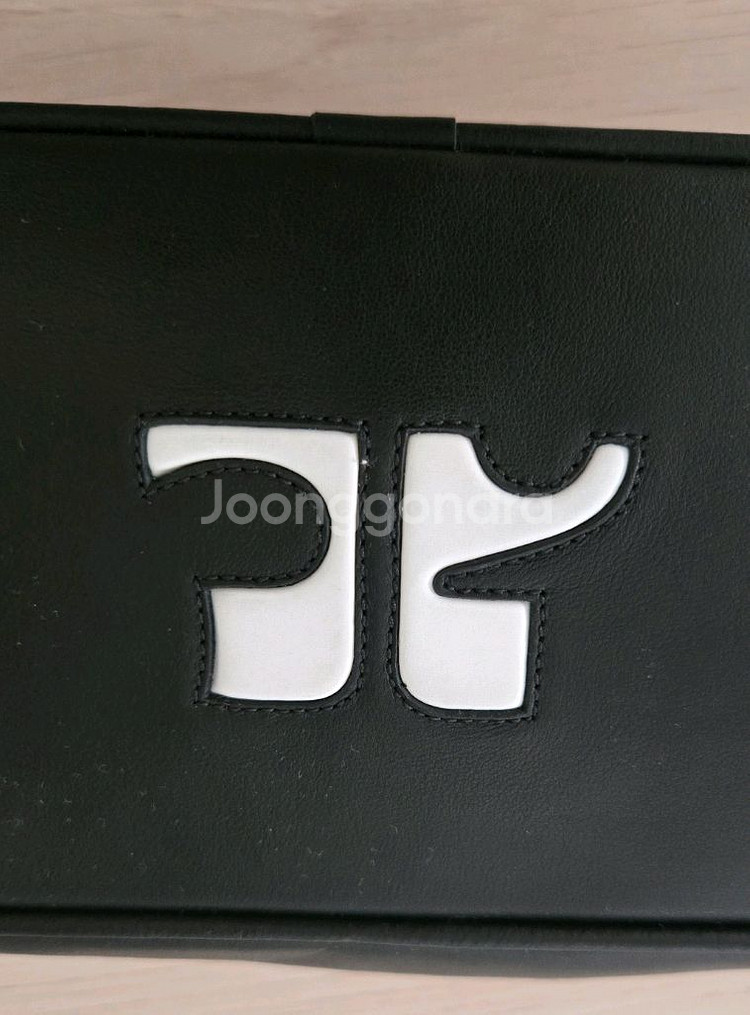 꾸레쥬 바게트백 정품 판매합니다~--1