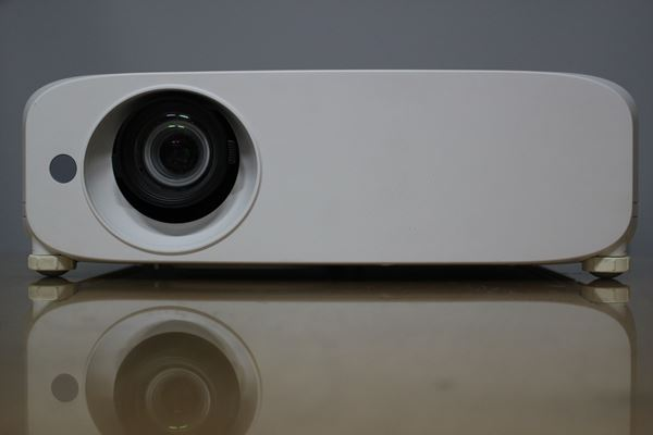 파나소닉 PT-VX600 5500안시 중고빔프로젝터