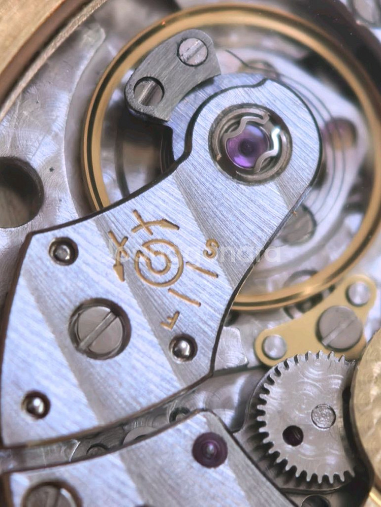 5711 파텍필립18k cnc 팝니다--8