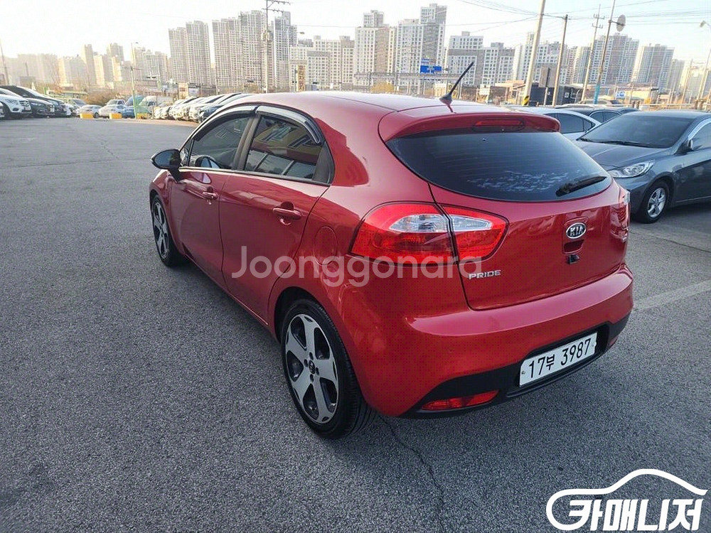 [기아]올뉴프라이드 5DR 1.6GDI 프레스티지 #최--1