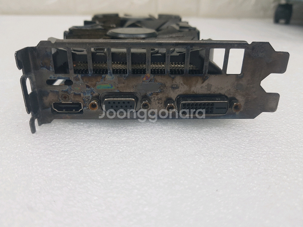 이엠텍 그래픽카드 GTX 660 입니다--1