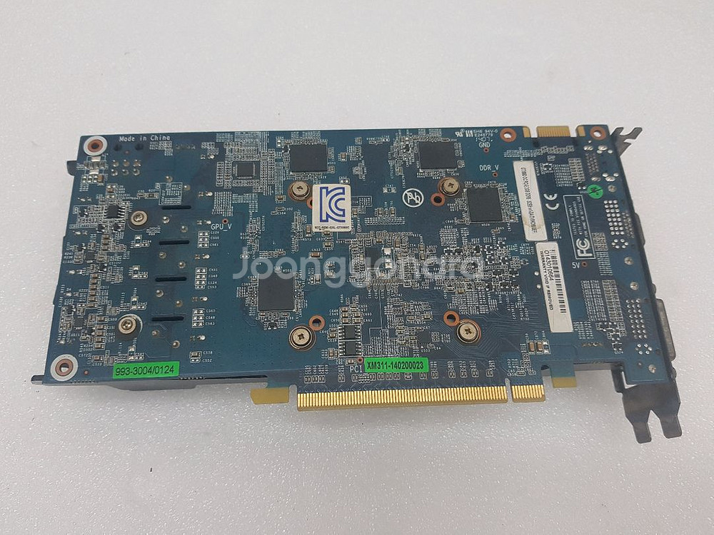 이엠텍 그래픽카드 GTX 660 입니다--2