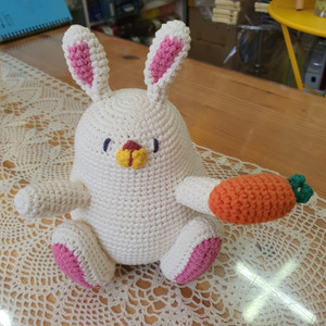 당근 토끼 Handmade 뜨개 인형2