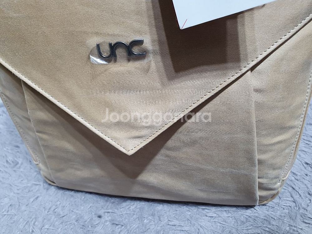 택부착 168,000원 UNC 정품 백팩--9