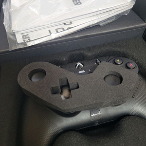 트러스트마스터 eswap s pro 이미지