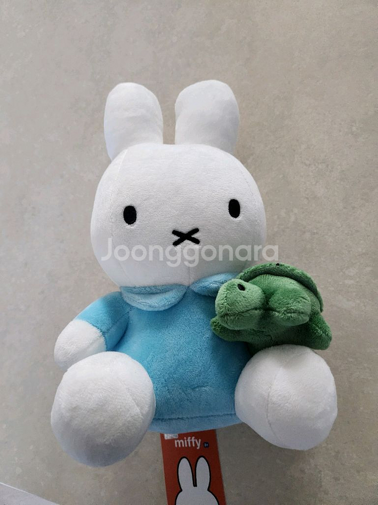 거북이 안은 미피 인형--0