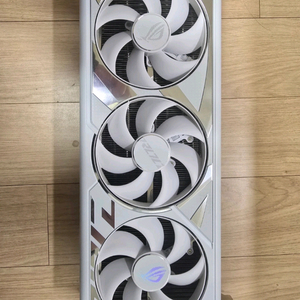 ASUS ROG Strix RTX 4080 그래픽카드