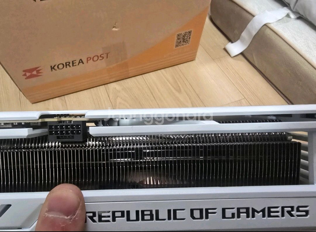 ASUS ROG Strix RTX 4080 그래픽카드--3