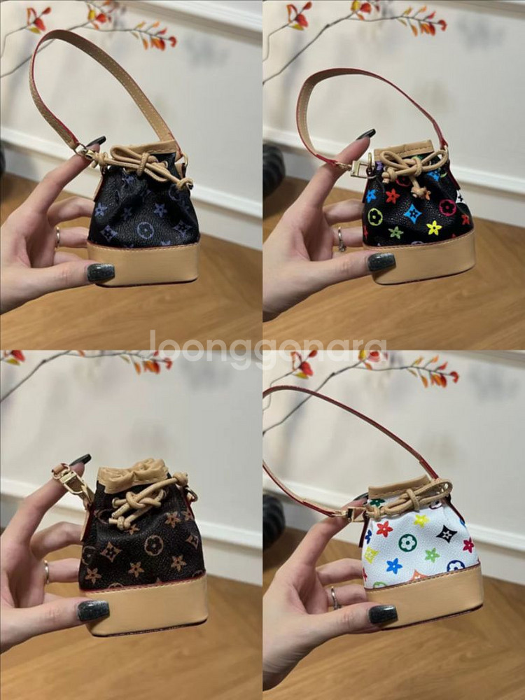 핸드메이드 네오노에 BB 미니백 차키 에어팟케이스 키링--2