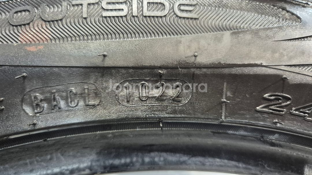 중고 타이어 245 45 18 넥센 오페라 2본 팝니다--3