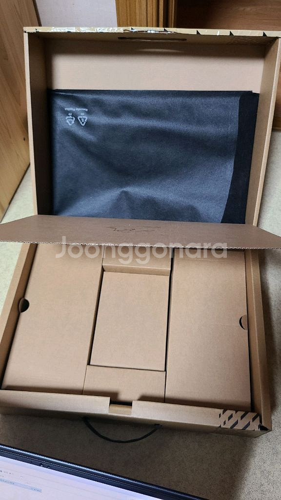 기가바이트 어로스16x 4070 게이밍 노트북--4