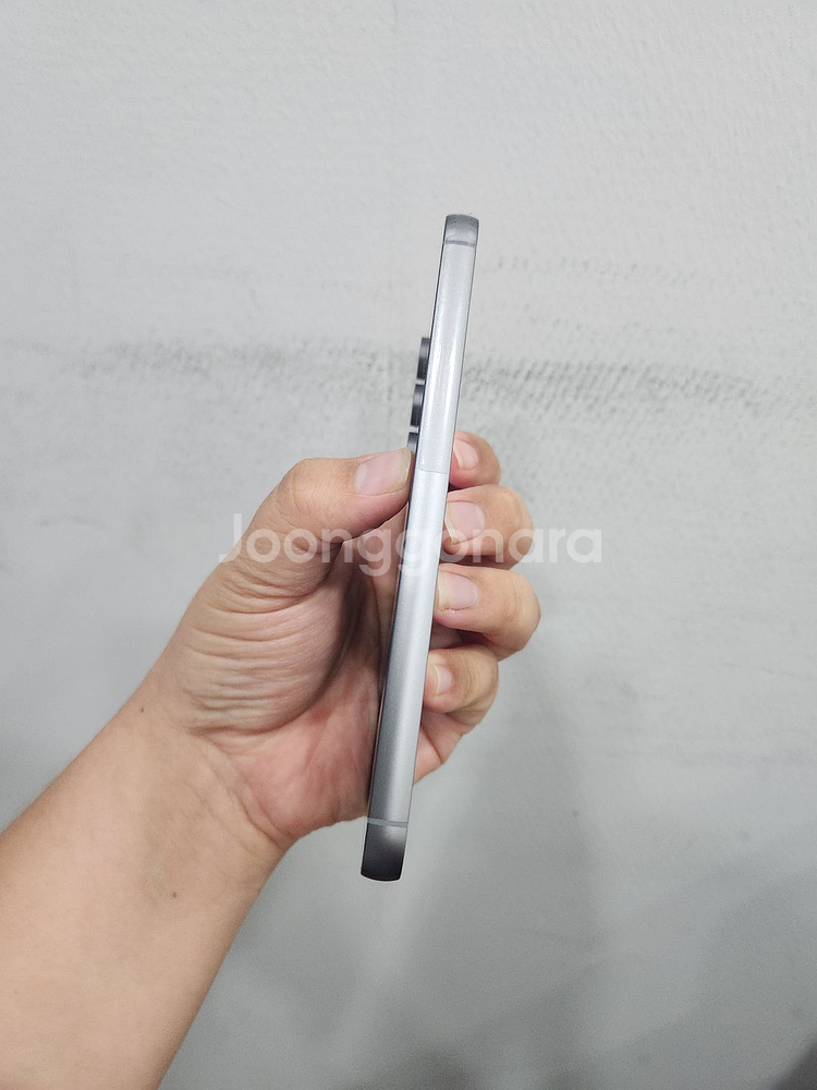 갤럭시 S23FE 블랙 256기가 SS급 팔아요~--1