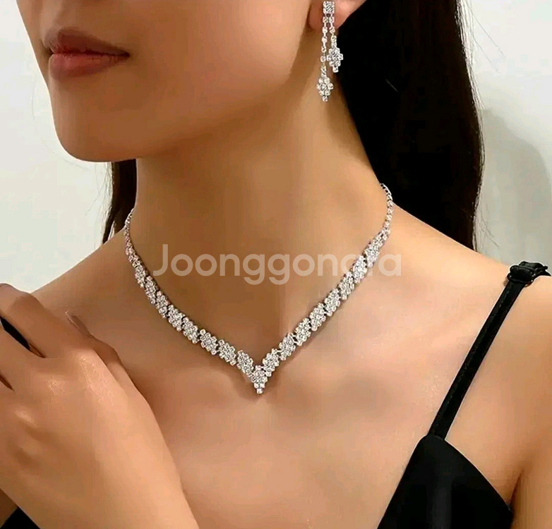 [새상품] 웨딩라인 테니스 목걸이+귀걸이 2종세트 #써--3