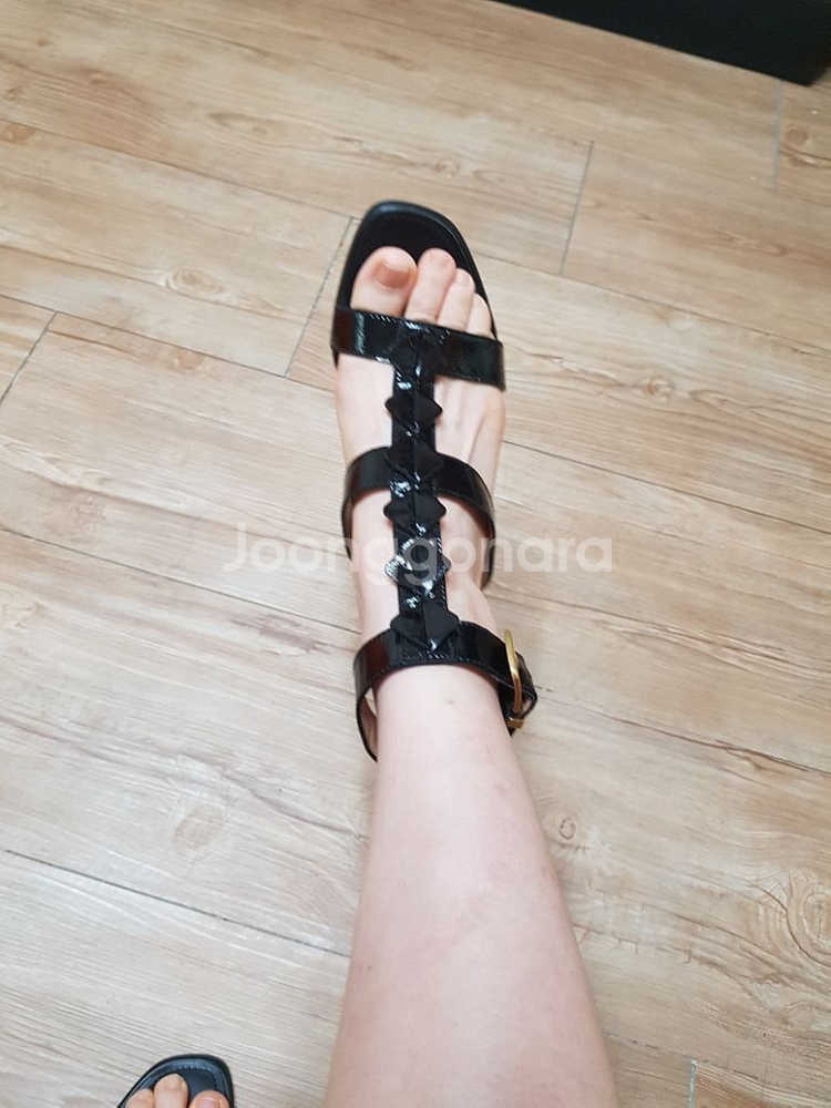 페레가모 하이힐 (미사용--0