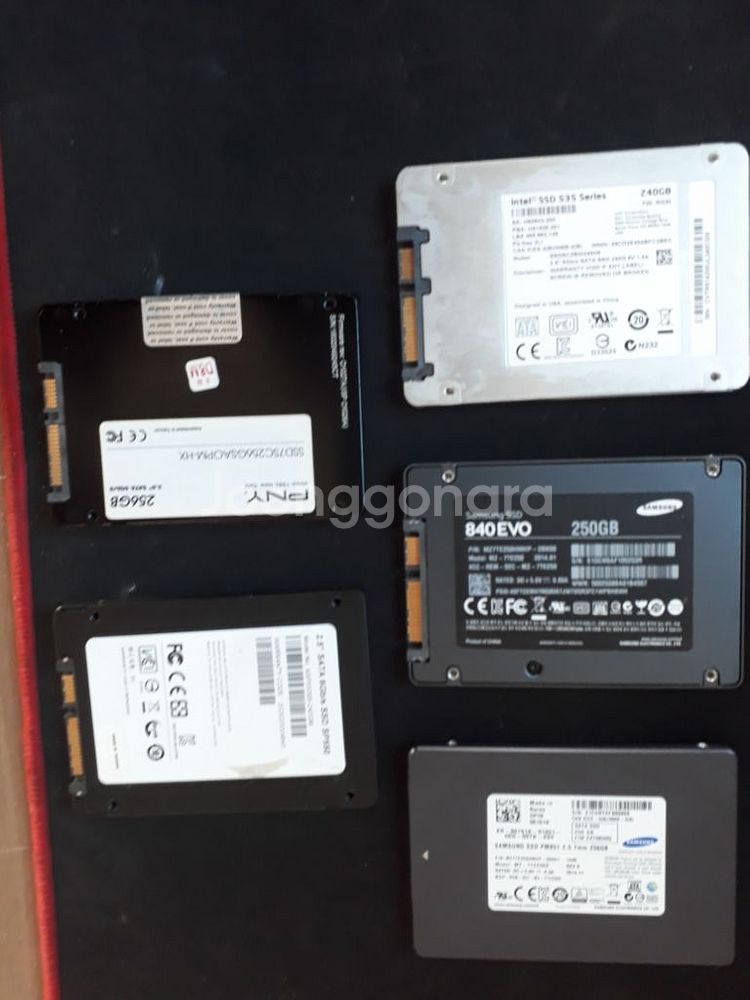 ssd 240gb+250gb+256gb 총5개일괄--5