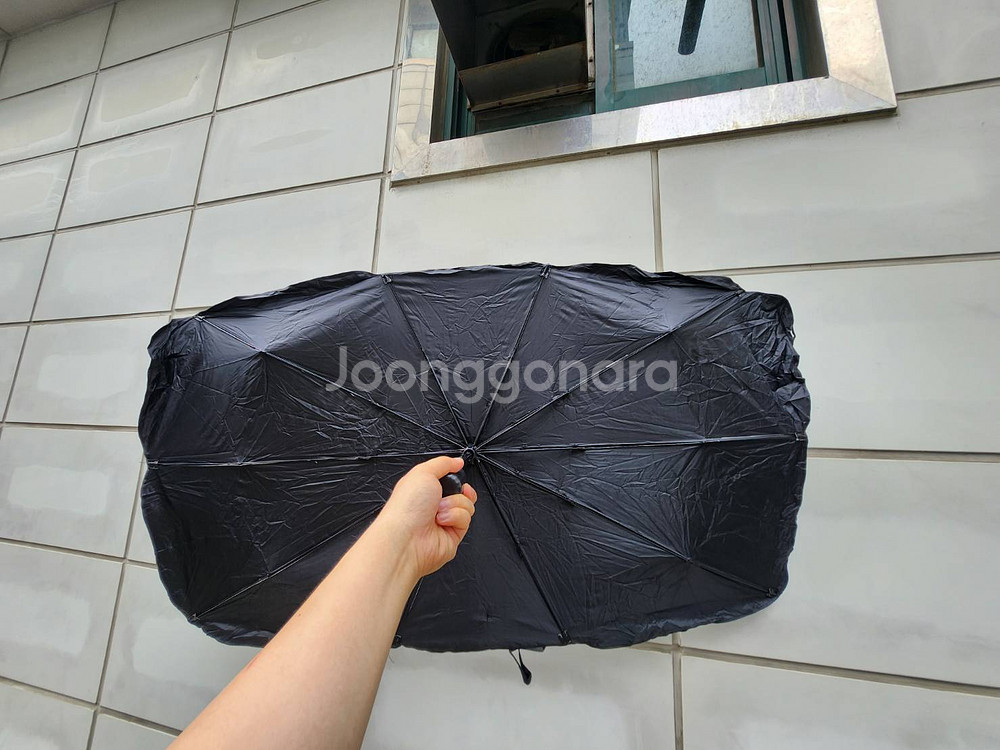 자동차 앞유리 차양막 우산팝니다.(5천원)--1