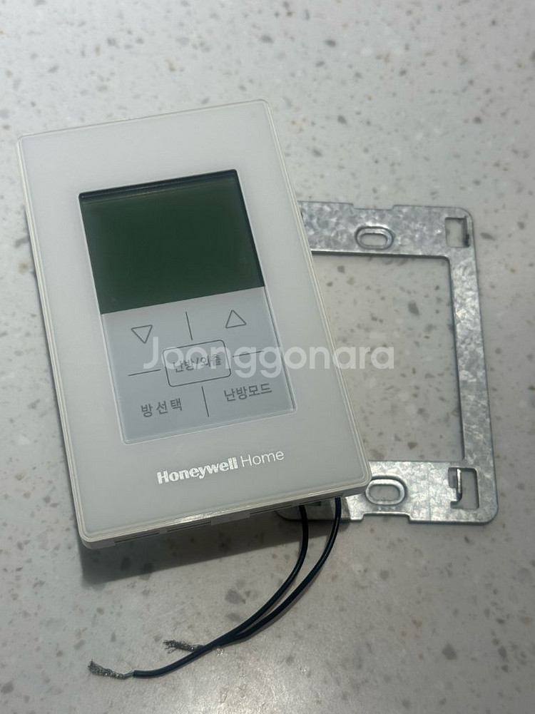 허니웰 온도조절기 DT300-M000RT--0