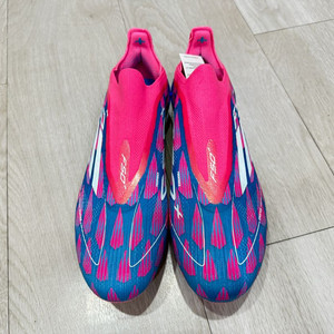 아디다스 F50+ FG (IG4324) 260MM
