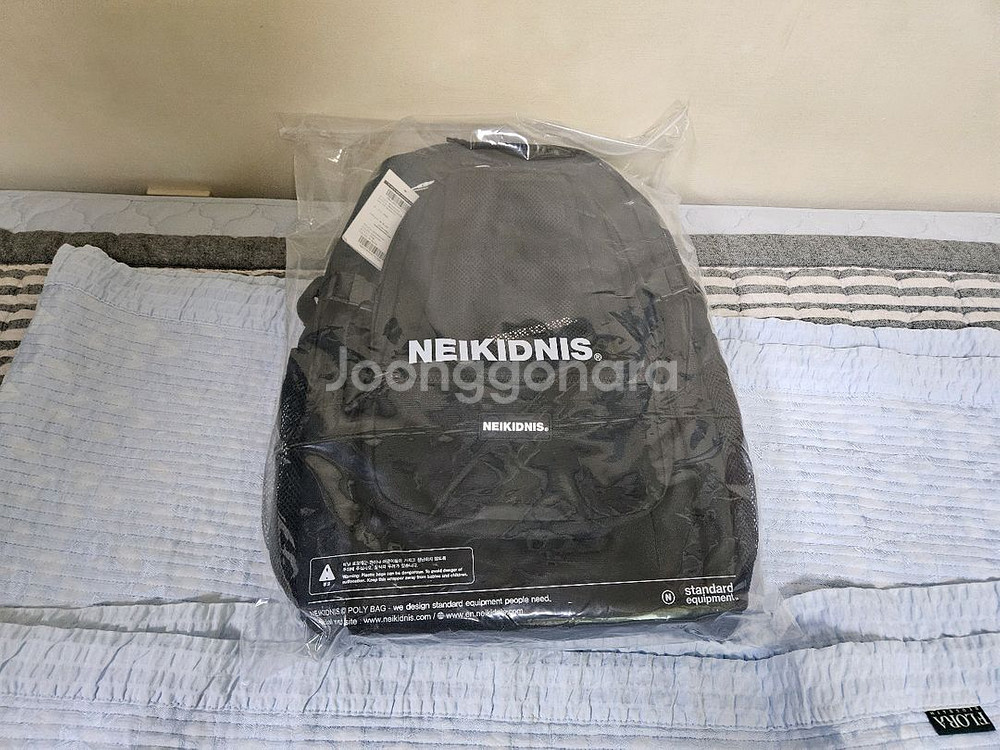 네이키드니스 백팩 새상품--0
