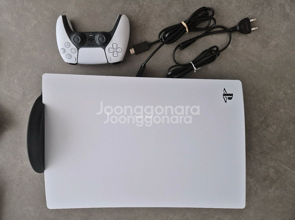 PS5 디지털 에디션 팝니다.--0