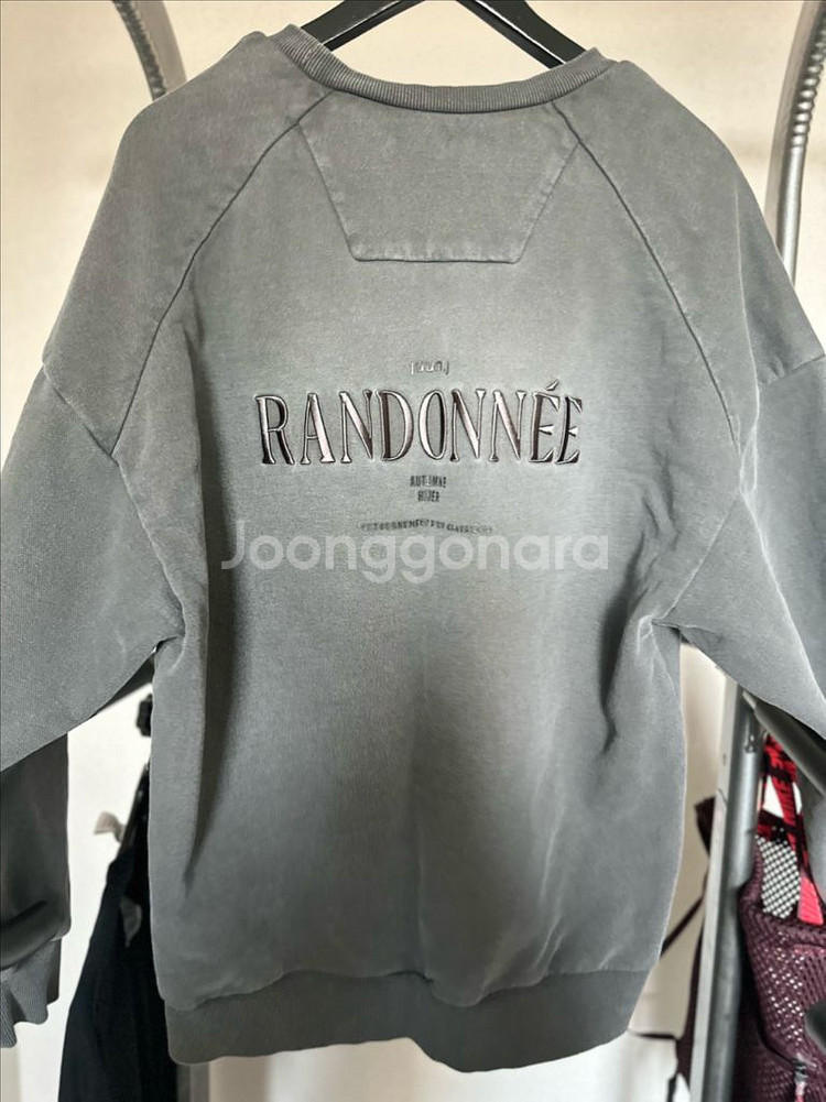 준지 22FW 레터링 스웻셔츠 XS 사이즈 판매합니다--3