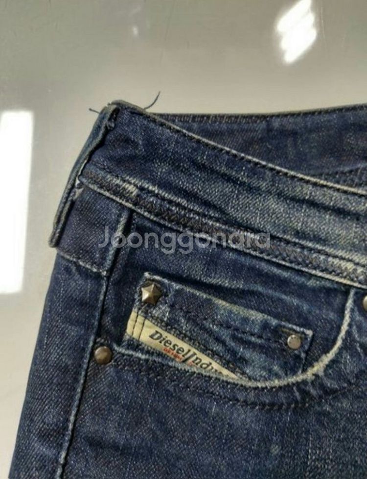 25)디젤 가죽패치 ROWKY 워싱 데님 일자 명품--6