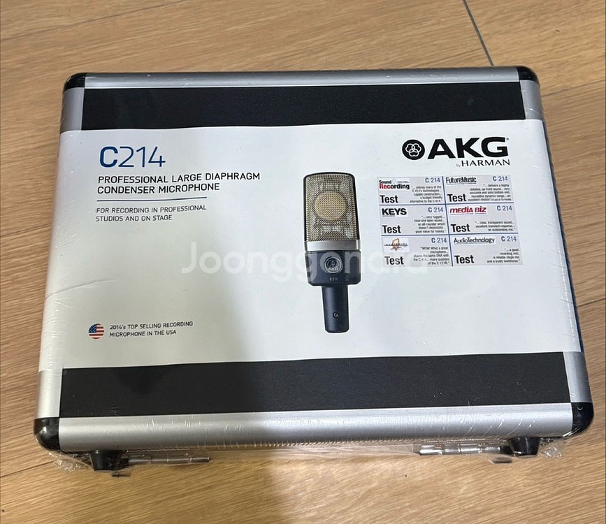 akg c214--0