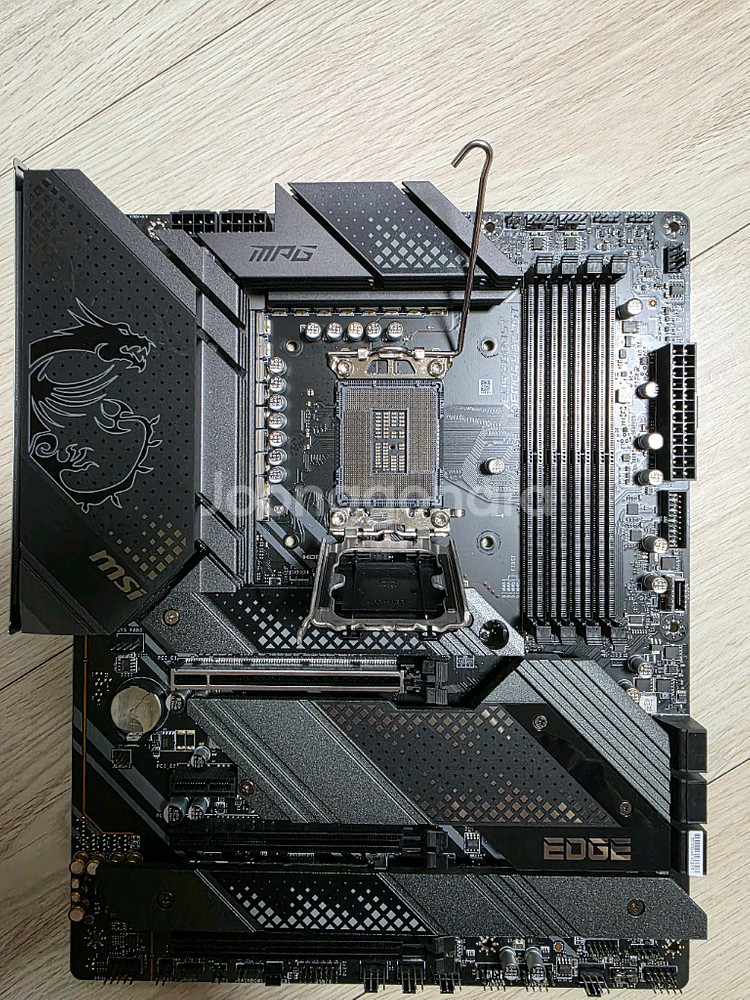 msi z690 edge wifi ddr5--2