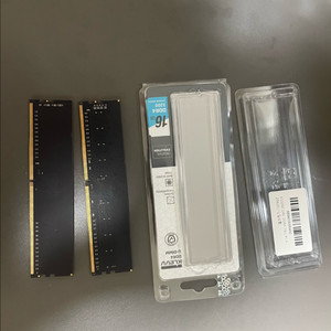 에센코어 클레브 흑금치 ddr4 16x2gb