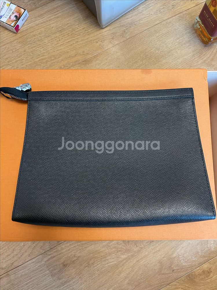 루이비통 포쉐트 보야주 타이가MM--1