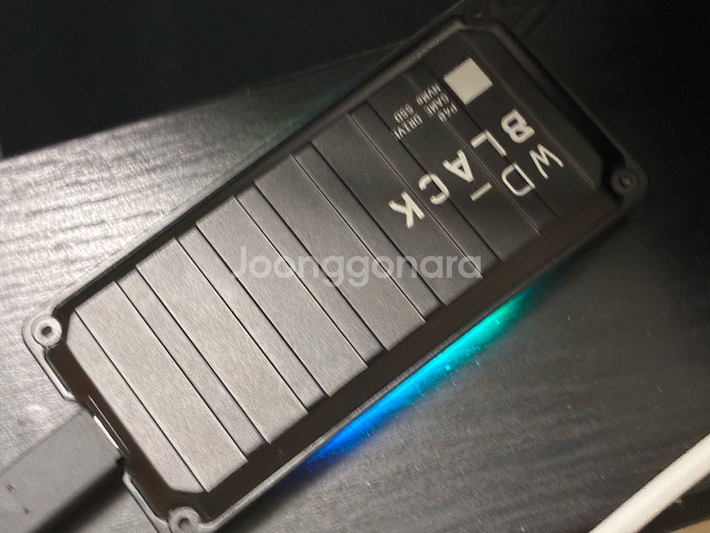 WD Black NVMe 외장 1TB SSD RGB--0