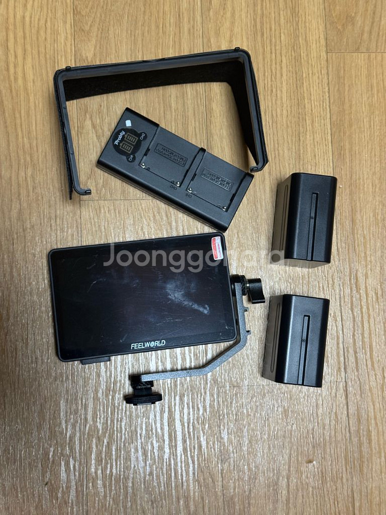필월드 F6 PLUS(V2) 터치 모니터--1