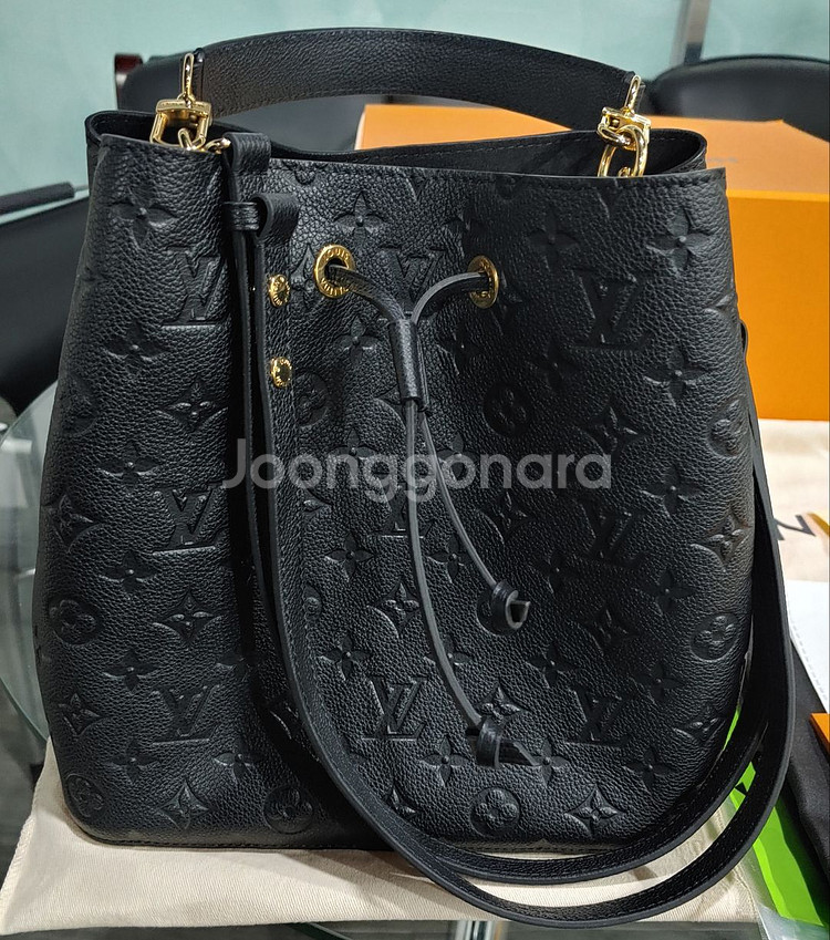 루이비통 네오노에 모노그램 앙프레뜨 블랙 M45256--0