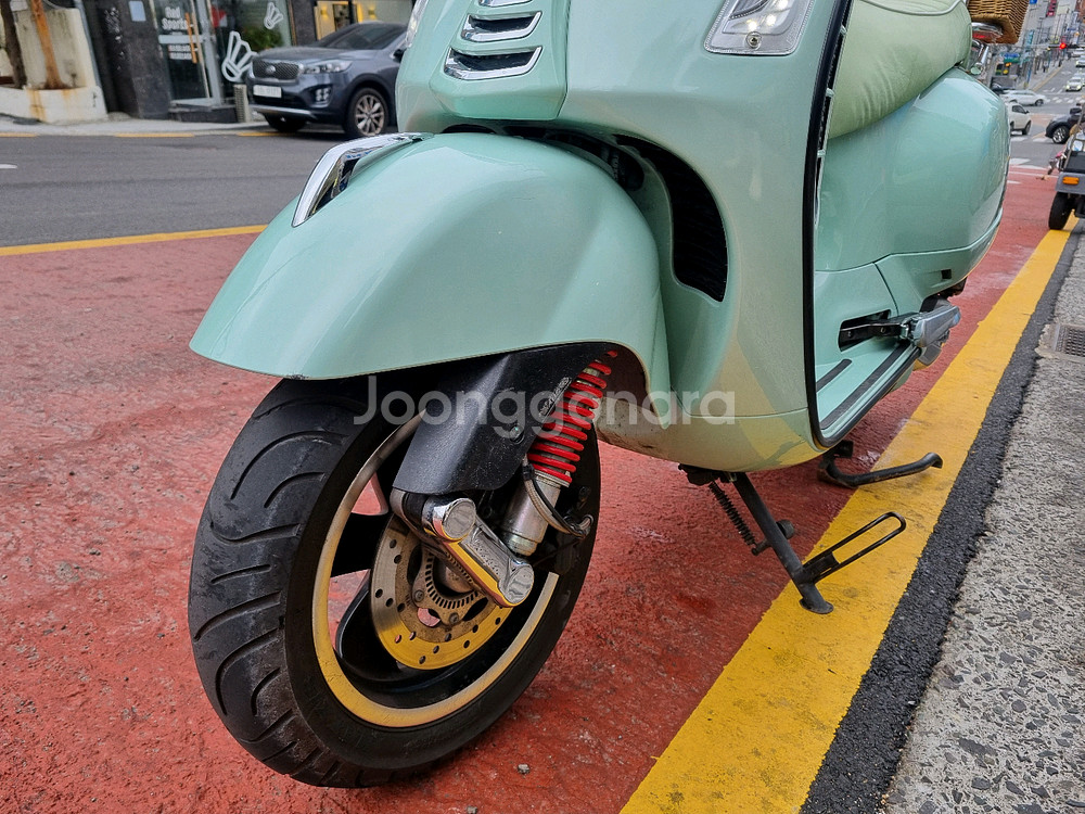 베스파 gts 125 판매합니다--7