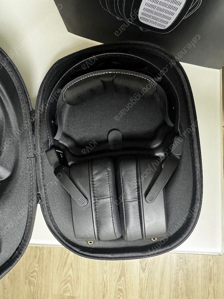 heddphone two gt 헤드폰 팝니다.--1