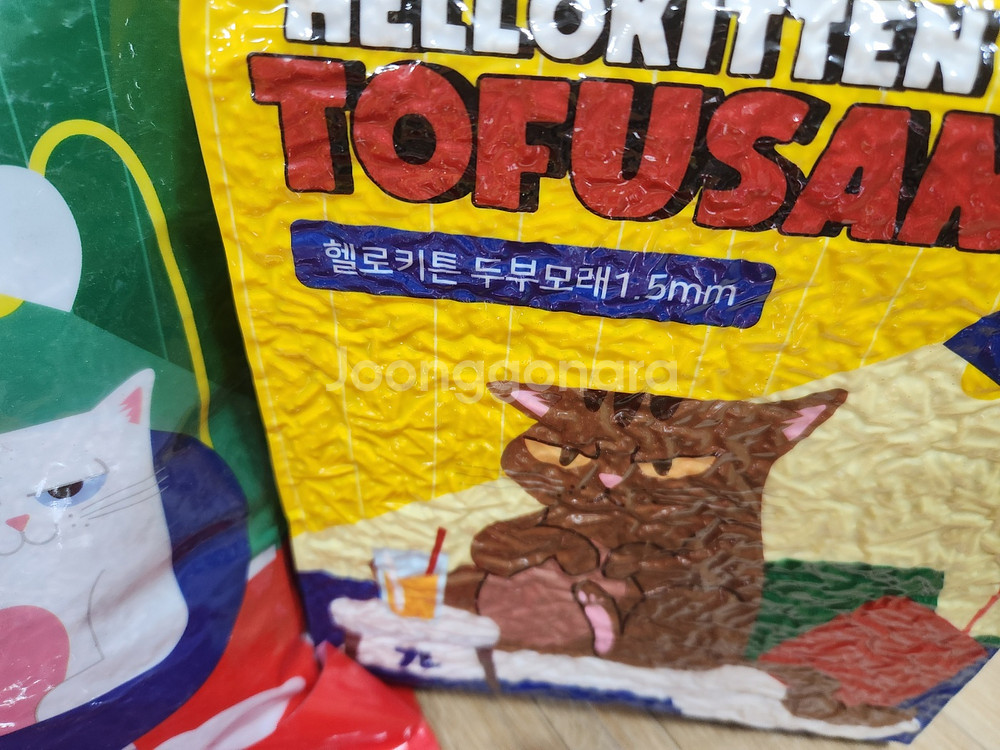 고양이 두부모래 저렴하게 판매합니다.--1
