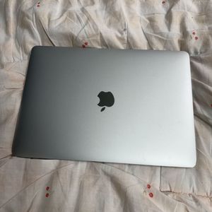 Apple 맥북 에어 13 실버 • M1 • 512GB